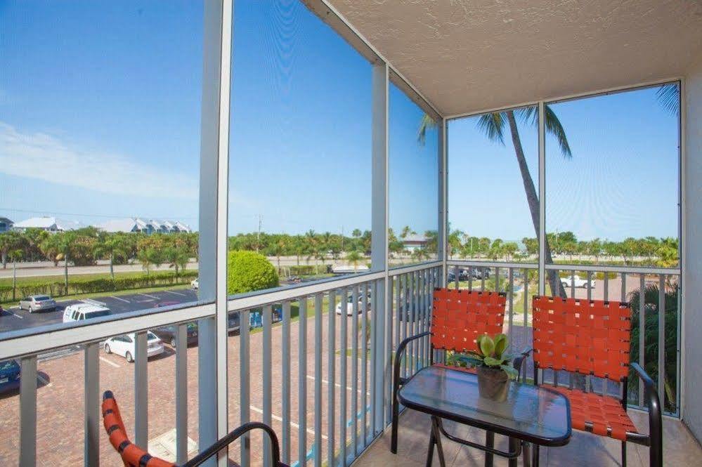 Resortquest At Bonita Beach And Tennis Club Bonita Springs Exteriör bild