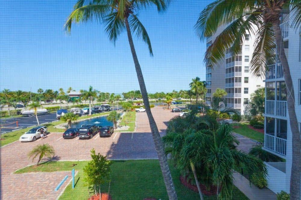Resortquest At Bonita Beach And Tennis Club Bonita Springs Exteriör bild