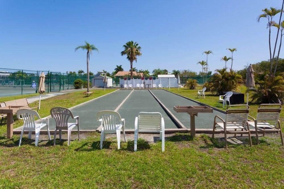 Resortquest At Bonita Beach And Tennis Club Bonita Springs Exteriör bild